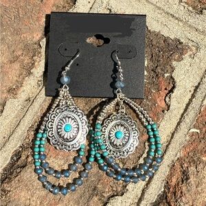 NWT Women's Silver & Turquoise Beaded Dangle Earrings
